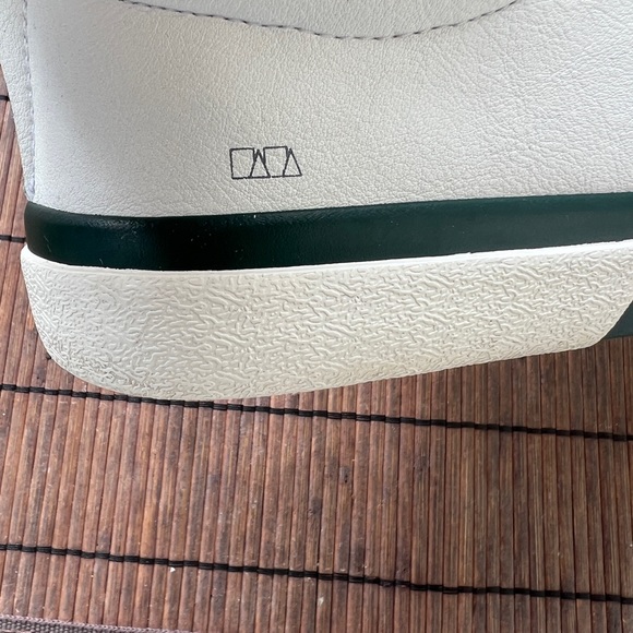 Zara - Picture 4 of 6